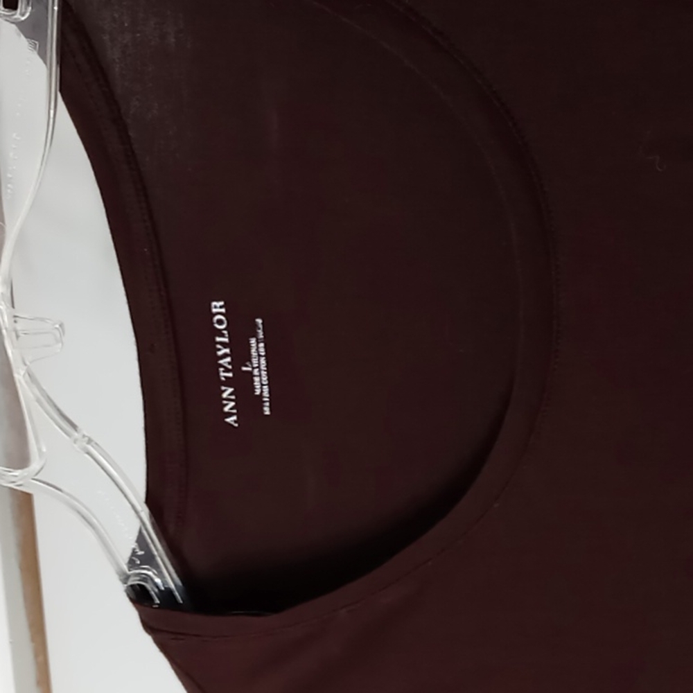 Ann Taylor Basic Tee - Picture 2 of 4